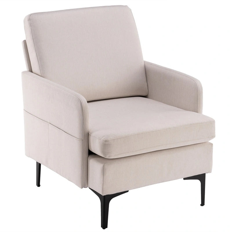 Poltrona di design rivestita in lino