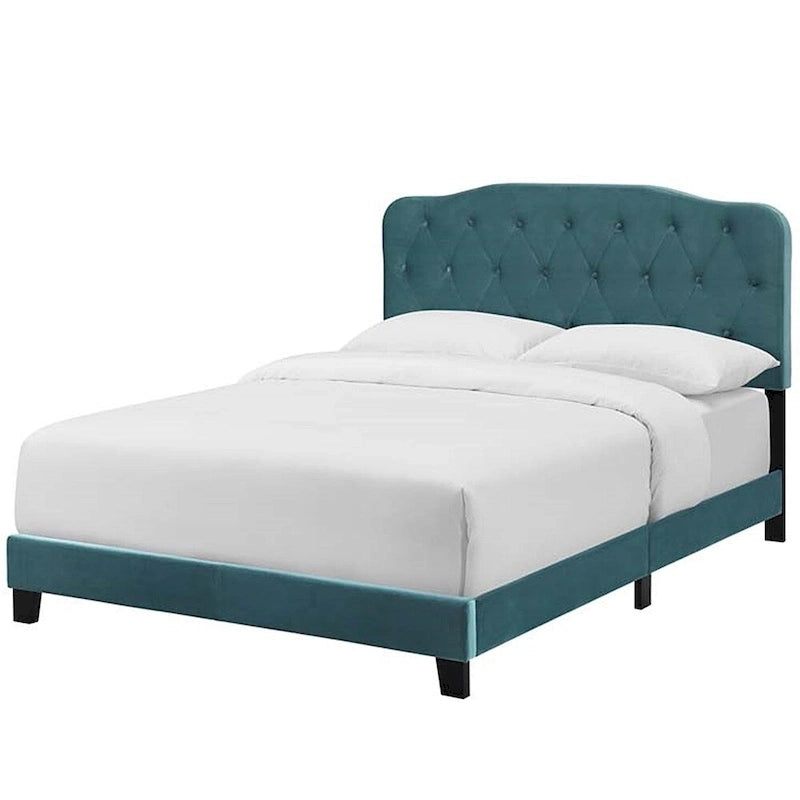 Letto matrimoniale con piattaforma in velluto verde acqua Dayton con testiera capitonné