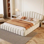 Telaio letto Queen imbottito in velluto con testiera a conchiglia per camera da letto, nessuna necessità di box spring, Beige