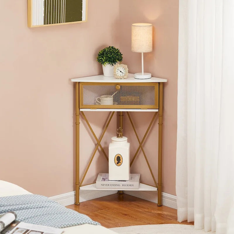Tavolino angolare triangolare con 3 ripiani e struttura in metallo – Marrone rustico / Bianco-oro / Grigio